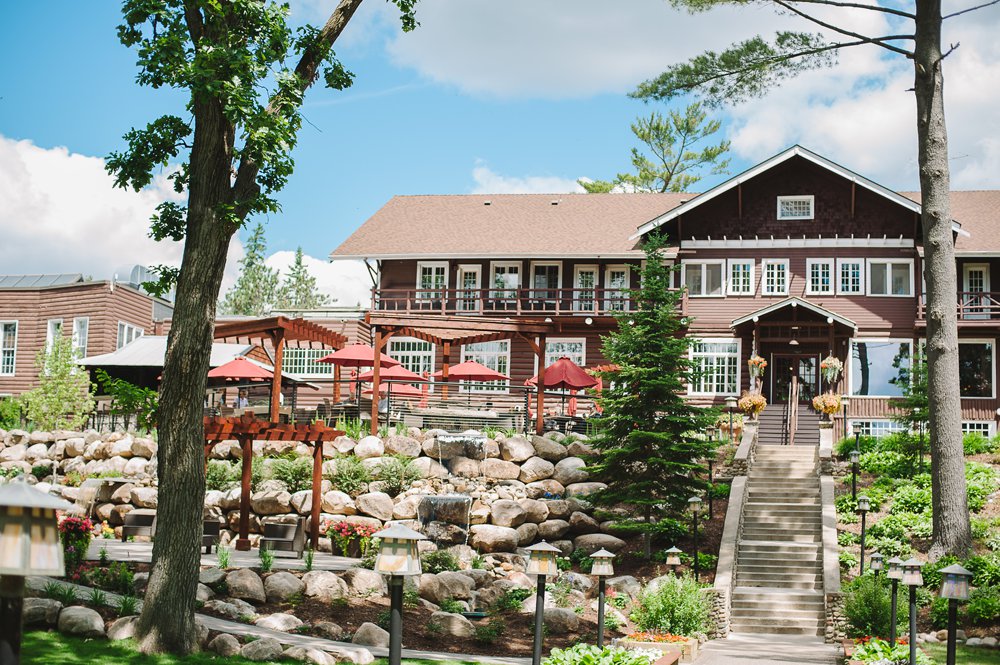 A look at the new Grand View Lodge On The Rocks dining opportunity in the Brainerd Lakes Area | Up North Parent