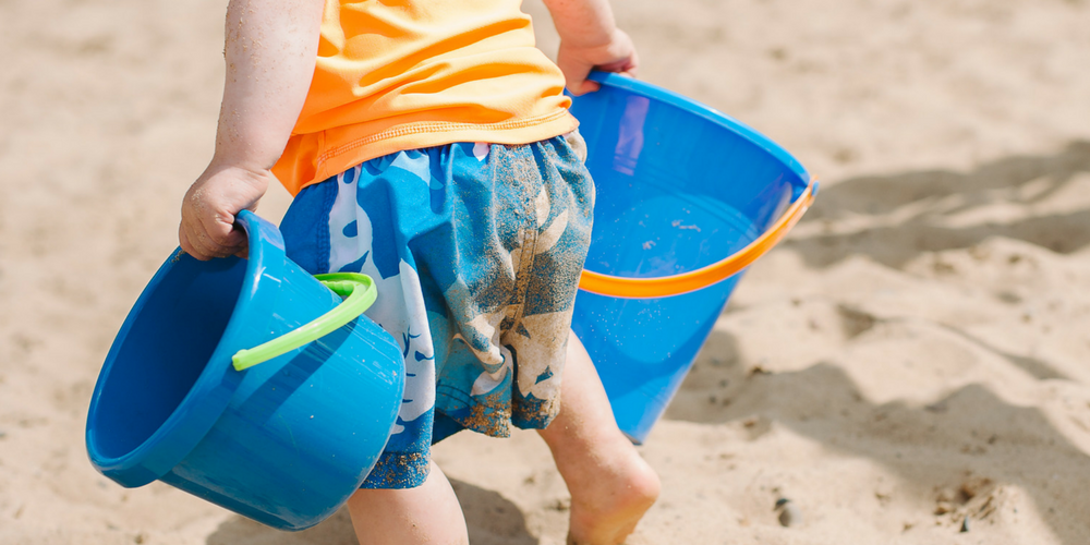 Going to the Beach with Kids | 12 Summer Must-Haves to Make Beach Trips a Success