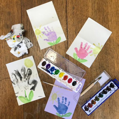 Easy Handprint Flower Cards for Kids | DIY Kids Handprint Crafts